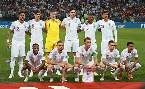 England vs. Greece: A Clash of Styles